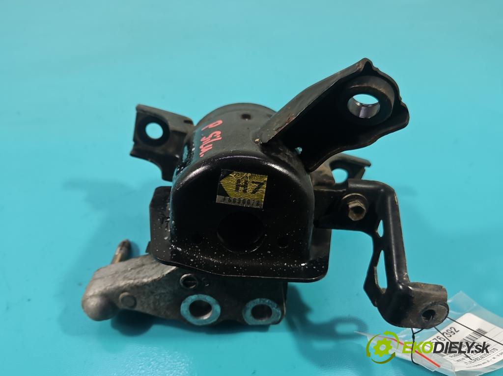 Lexus NX I 2014-2021 2.5 16V 155 HP automatic 114 kW 2494 cm3 5- airbag motora  (Držiak motora)