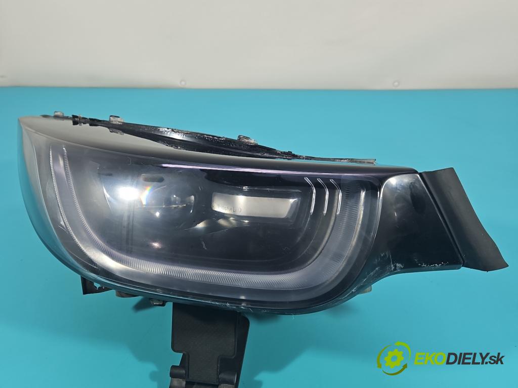 Bmw i3 2013–2022 0.0 elektrický: 170 HP automatic 125 kW 1 cm3 5- Reflektor: pravý 7398524 (Svetlo predné pravé)