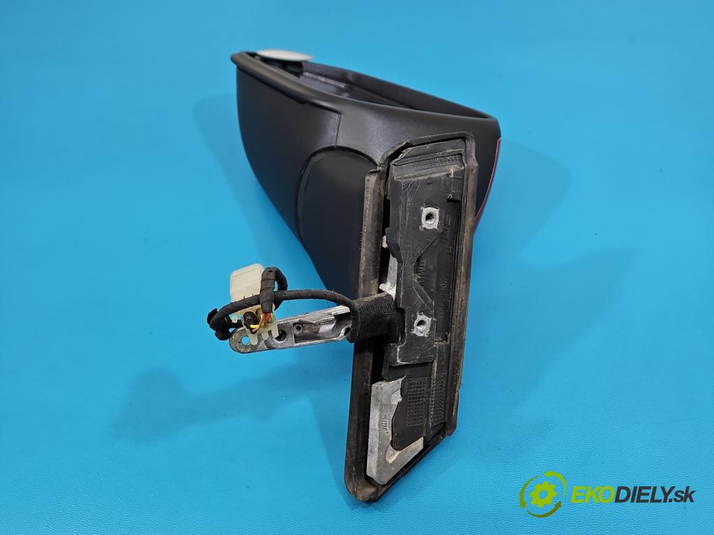 Bmw i3 2013–2022 0.0 elektrický: 170 HP automatic 125 kW 1 cm3 5- zrkadlo ľavé  (Kľučka dverí ostatné)