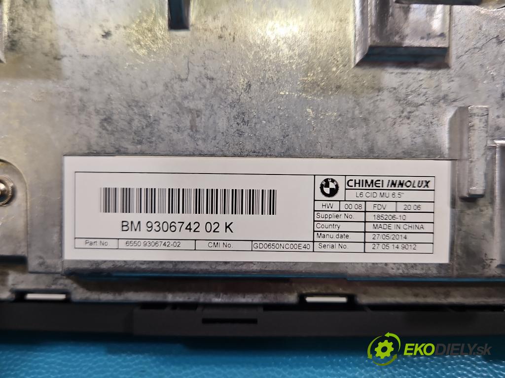 Bmw i3 2013-2022 0.0 elektrický: 170 HP automatic 125 kW 1 cm3 5- Zobrazit: 930674202K (Prístrojová doska)