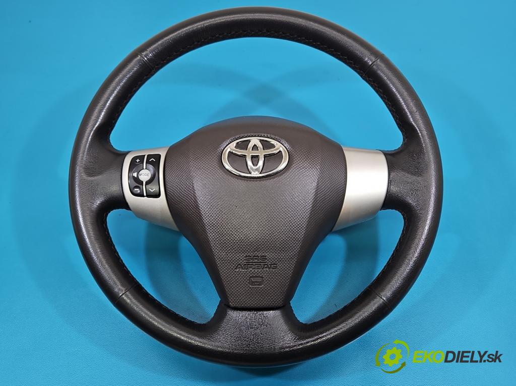 Toyota Yaris II 2005-2011 1.0 vvti 69KM manual 51 kW 998 cm3 5- volant 305460899F (Volant)