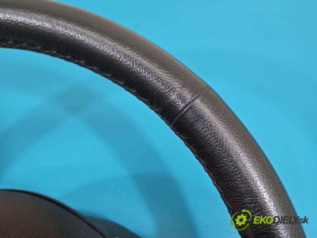 Toyota Yaris II 2005-2011 1.0 vvti 69KM manual 51 kW 998 cm3 5- volant 305460899F (Volant)