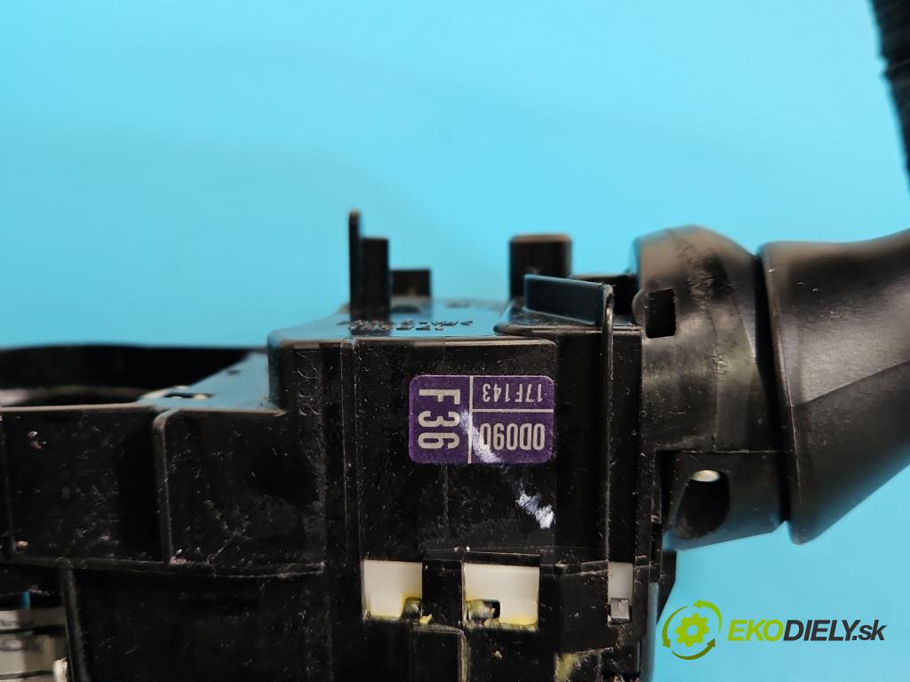 Toyota Yaris II 2005-2011 1.0 vvti 69KM manual 51 kW 998 cm3 5- prepínač komplex: 17F143 (Prepínacie páčky pod volantom)