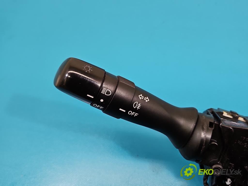 Toyota Yaris II 2005-2011 1.0 vvti 69KM manual 51 kW 998 cm3 5- prepínač komplex: 17F143 (Prepínacie páčky pod volantom)