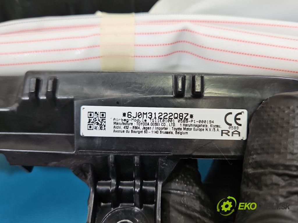 Toyota Corolla E21 2019- 1.5 12V 125 HP automatic 92 kW 1490 cm3 4- clona pravé 6J0M31222Q8Z