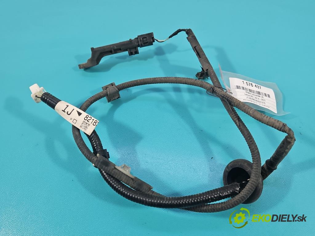 Lexus NX I 2014-2021 2.5 16V 155 hp automatic 114 kW 2494 cm3 5- Balíček: dveře zadní pravých 82183-78010C