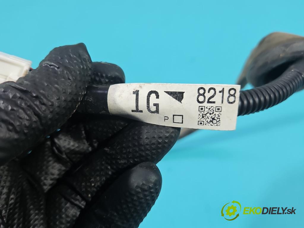 Lexus NX I 2014-2021 2.5 16V 155 hp automatic 114 kW 2494 cm3 5- Balíček: 82181-78010C