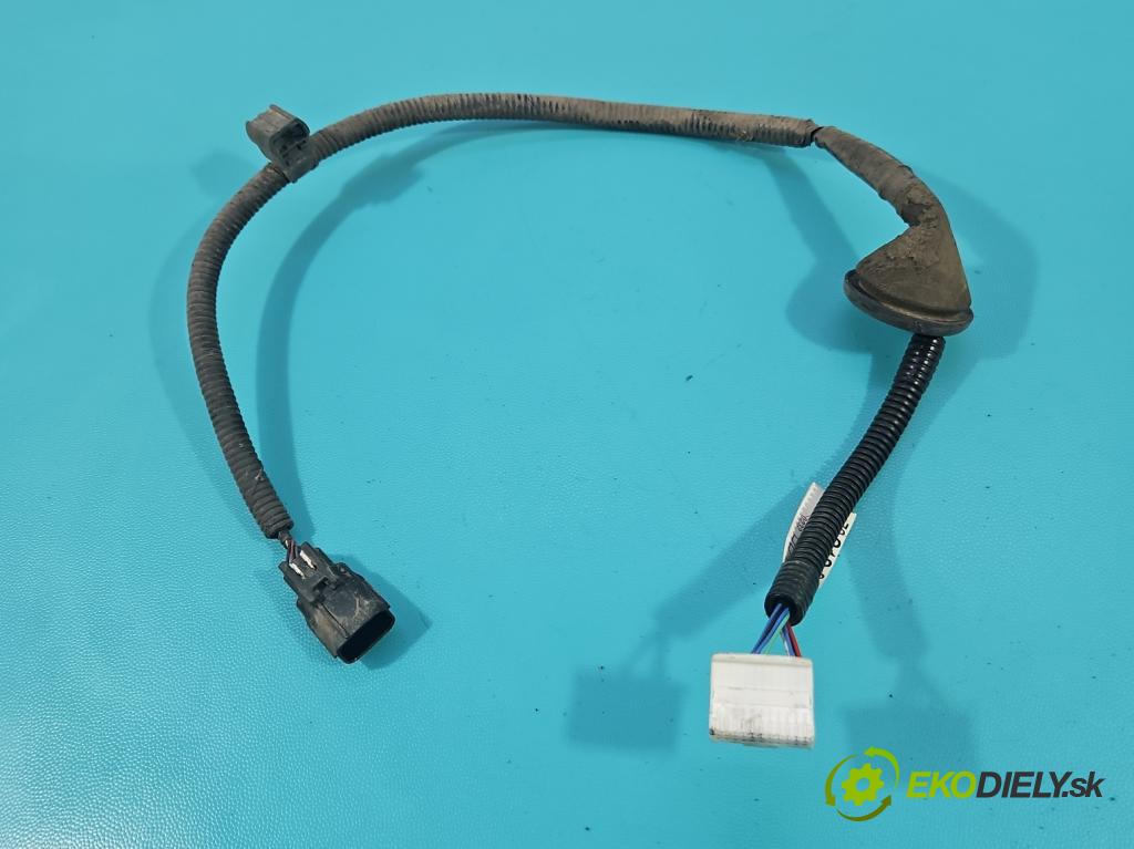 Lexus NX I 2014-2021 2.5 16V 155 hp automatic 114 kW 2494 cm3 5- Balíček: 82181-78010C