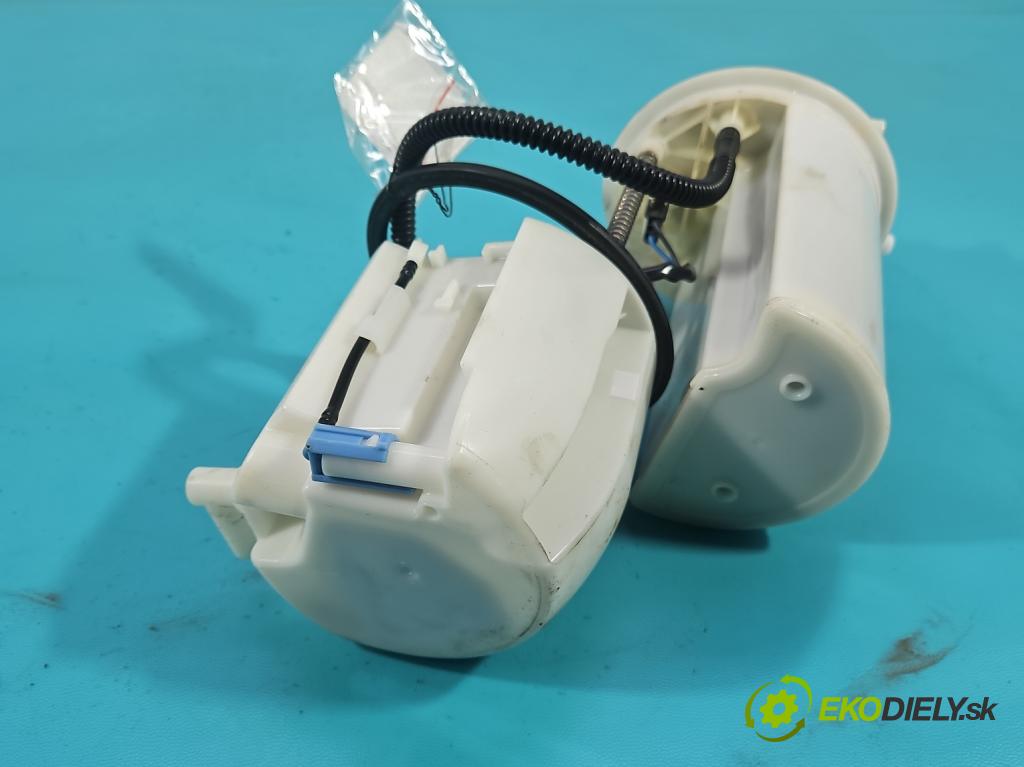 Lexus NX I 2014-2021 2.5 16V 155 HP automatic 114 kW 2494 cm3 5- čerpadlo palivo 77704-42080