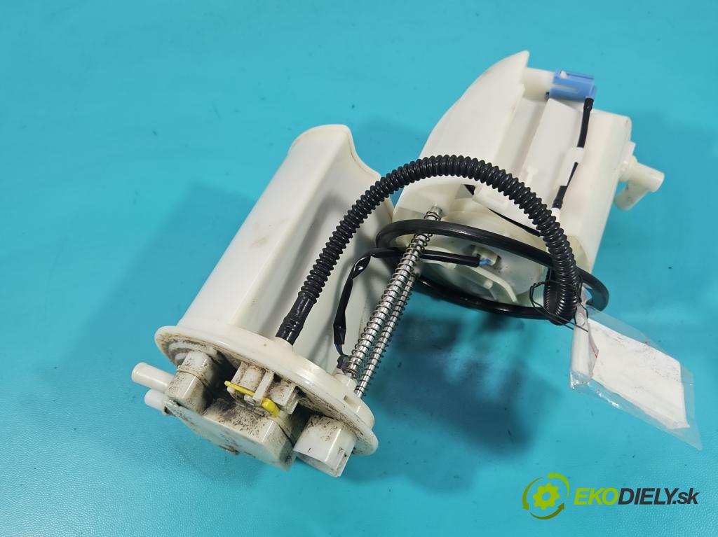 Lexus NX I 2014-2021 2.5 16V 155 HP automatic 114 kW 2494 cm3 5- čerpadlo palivo 77704-42080