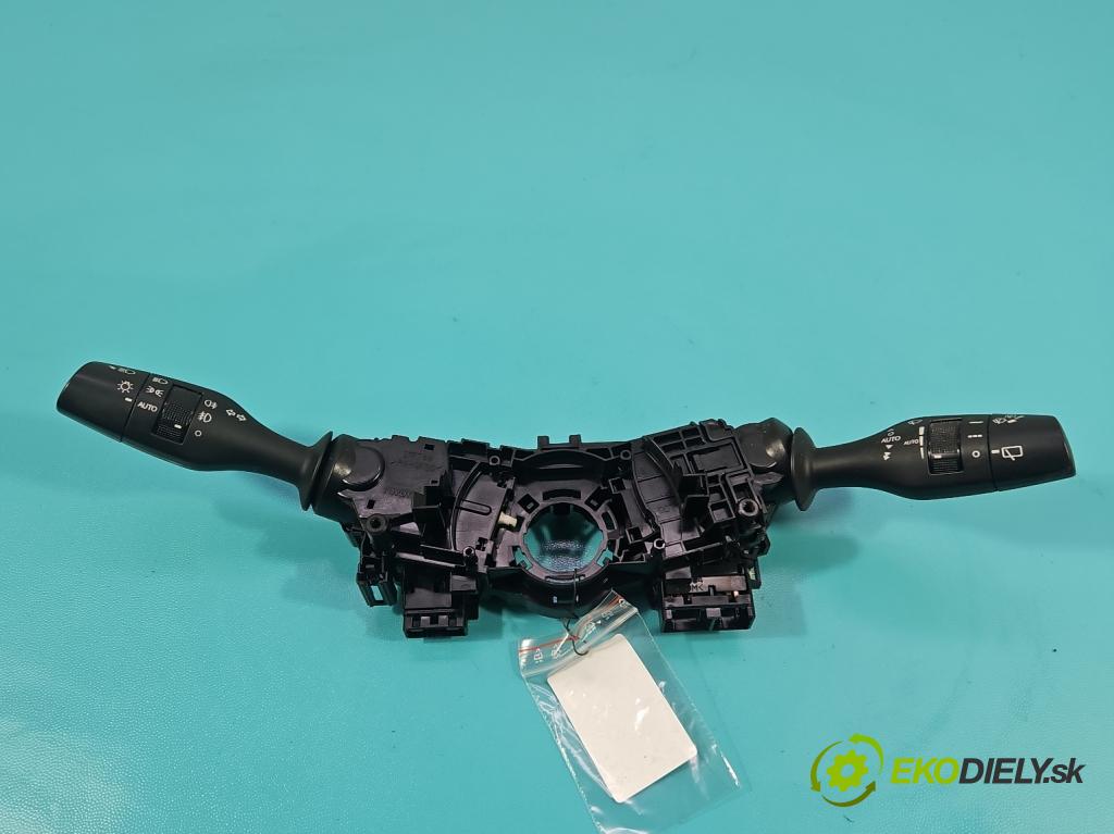 Lexus NX I 2014-2021 2.5 16V 155 HP automatic 114 kW 2494 cm3 5- prepínač komplex: 78010-17J182 (Prepínacie páčky pod volantom)