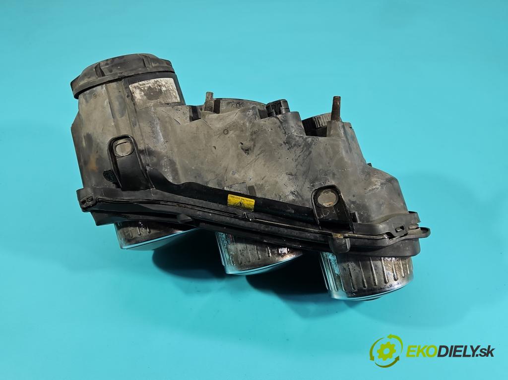 Alfa romeo 159 1.9 jtd 150 HP manual 110 kW 1910 cm3 4- Reflektor: pravý 60683987 (Svetlo predné pravé)