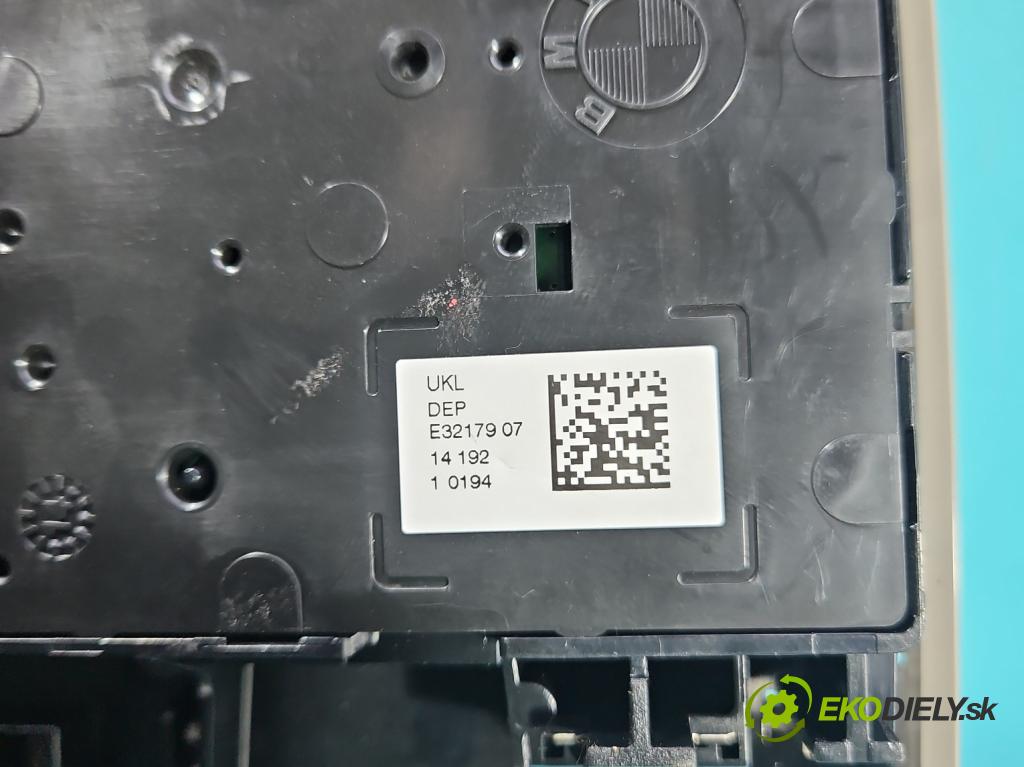 Bmw i3 2013–2022 0.0 elektrický: 170 hp automatic 125 kW 1 cm3 5- světlo interiéru 9354366