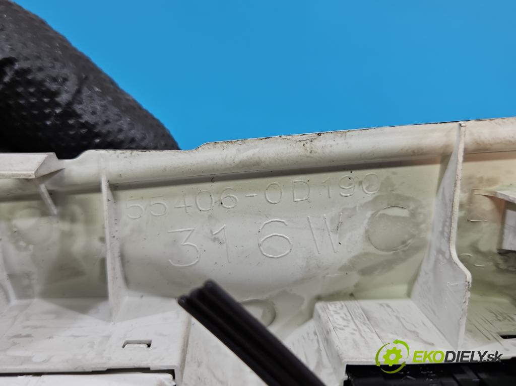 Toyota Yaris II 2005-2011 1.0 vvti 69KM manual 51 kW 998 cm3 5- panel kúrenia 55406-0D190