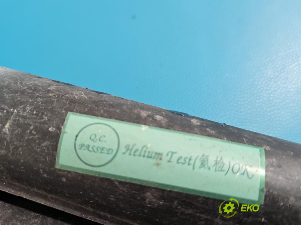 Toyota Yaris II 2005-2011 1.0 vvti 69KM manual 51 kW 998 cm3 5- chladič klimatizácie  (Chladič klimatizácie)