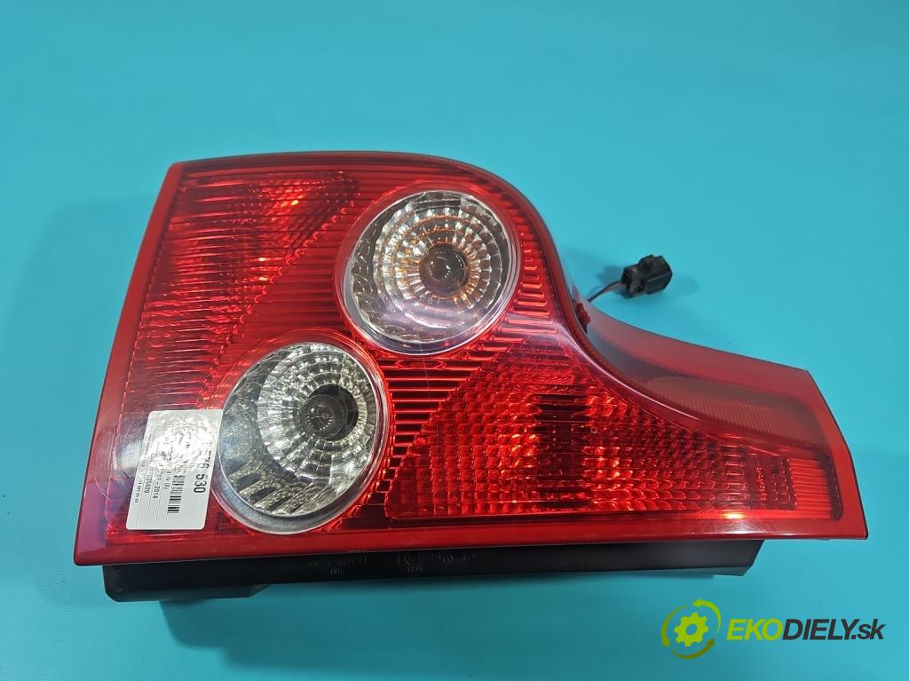 Volvo XC90 I 2002-2014 2.5 T 209KM automatic 154 kW 2521 cm3 5- svetlo / reflektor zadné ľavé 30634425 (Kľučka dverí ostatné)