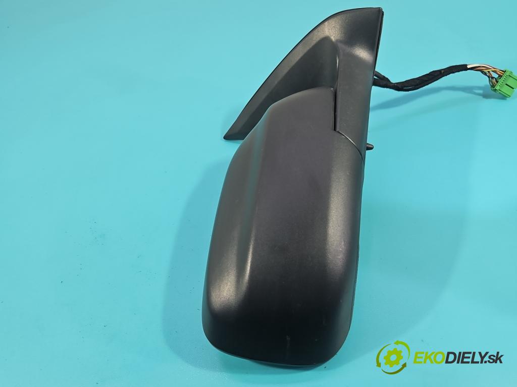 Volvo XC90 I 2002-2014 2.5 T 209KM automatic 154 kW 2521 cm3 5- zrkadlo pravé  (Kľučka dverí ostatné)