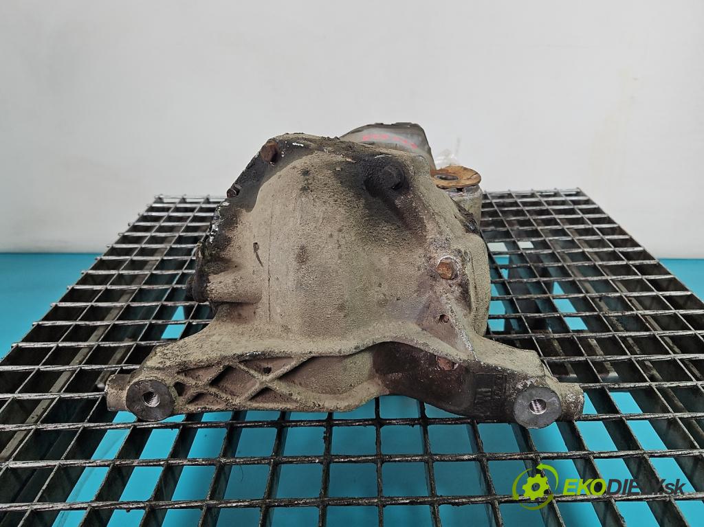 Volvo XC90 I 2002-2014 2.5 T 209KM automatic 154 kW 2521 cm3 5- Most: zadní: 08689633