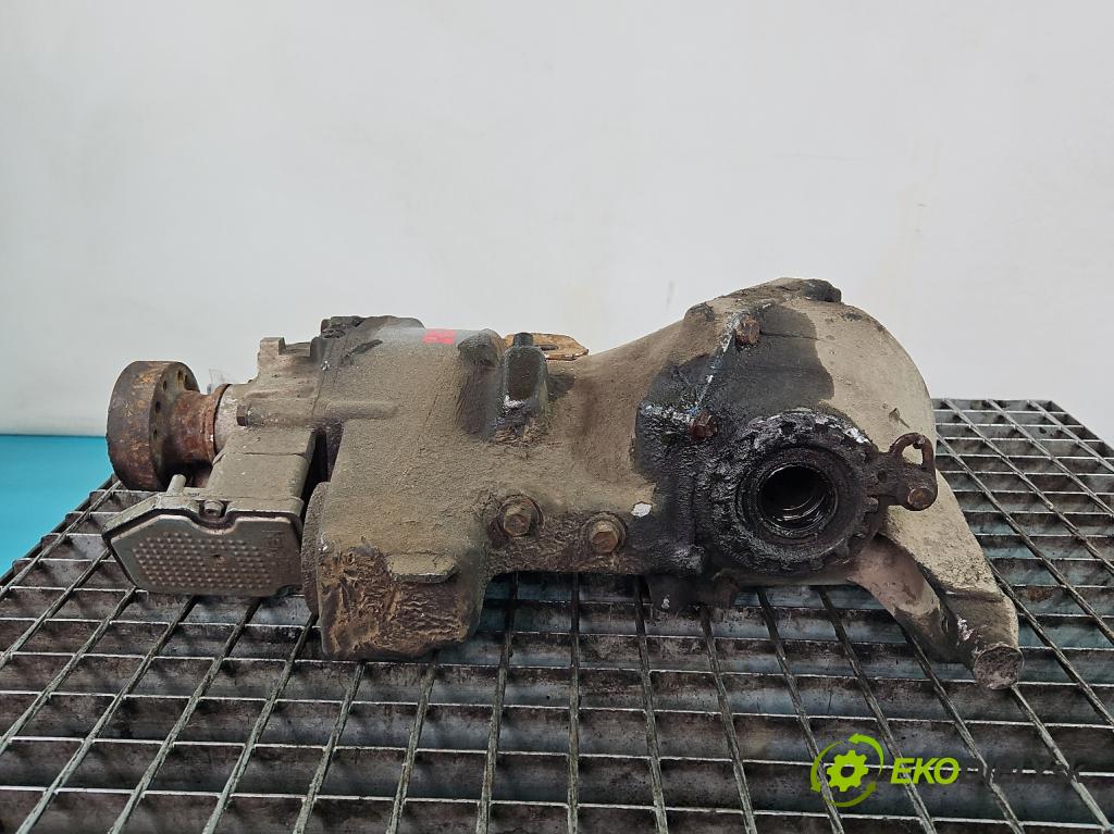 Volvo XC90 I 2002-2014 2.5 T 209KM automatic 154 kW 2521 cm3 5- Most: zadní: 08689633