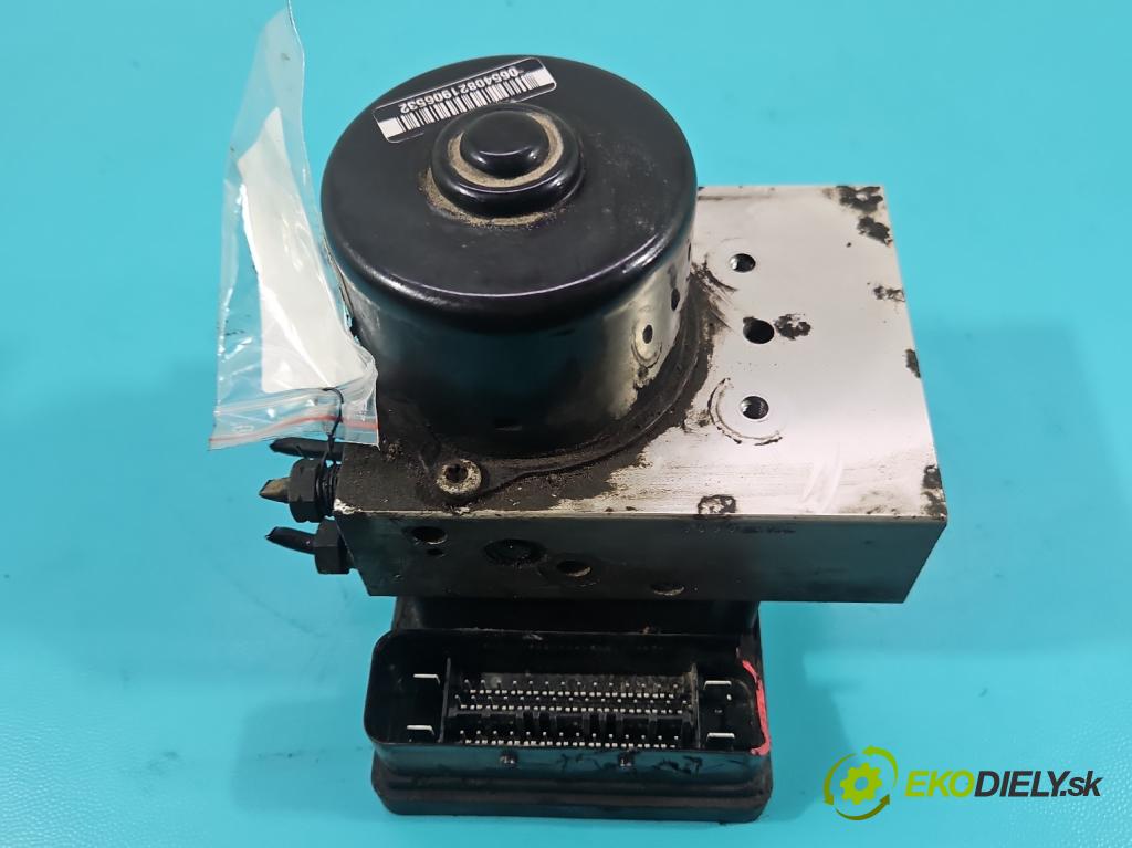 Volvo XC90 I 2002-2014 2.5 T 209KM automatic 154 kW 2521 cm3 5- čerpadlo abs 8671224 (Pumpa ABS)