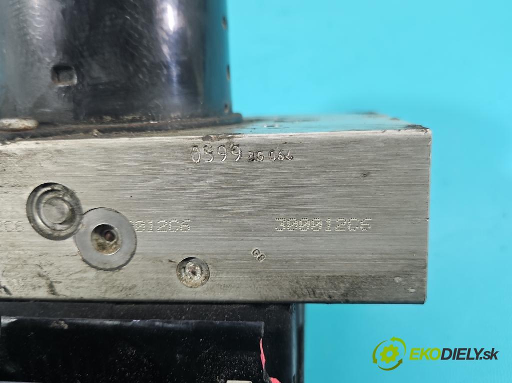 Volvo XC90 I 2002-2014 2.5 T 209KM automatic 154 kW 2521 cm3 5- čerpadlo abs 8671224 (Pumpa ABS)