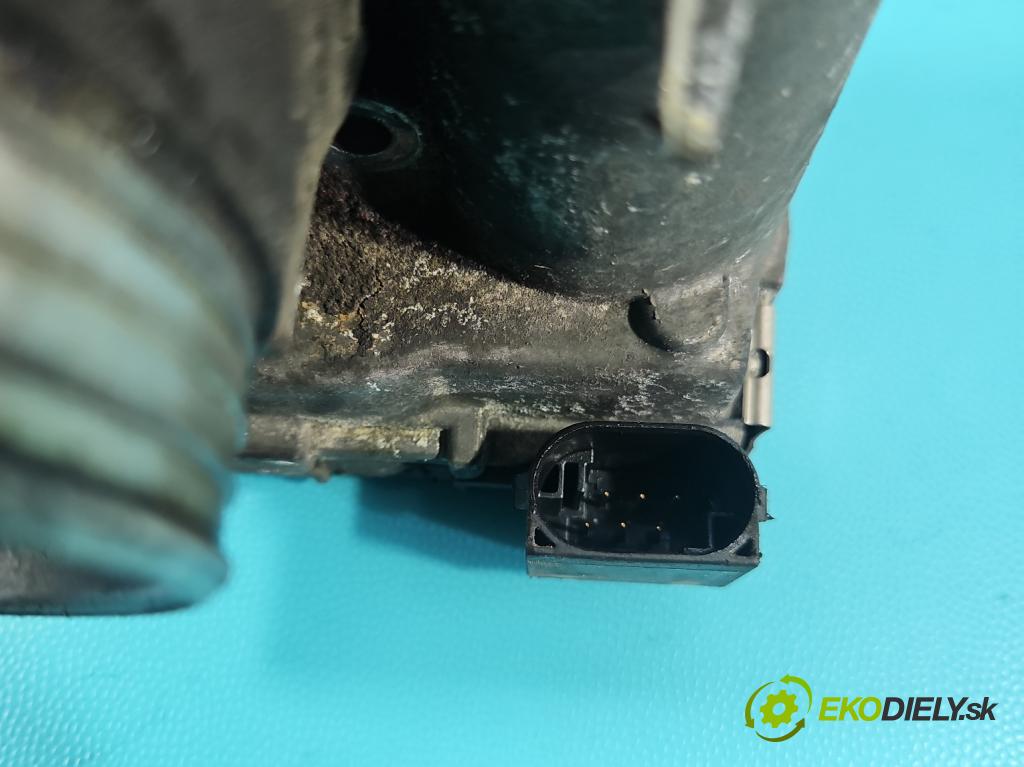 Volvo XC90 I 2002-2014 2.5 T 209KM automatic 154 kW 2521 cm3 5- klapka 30650013 (Škrtiaca klapka)