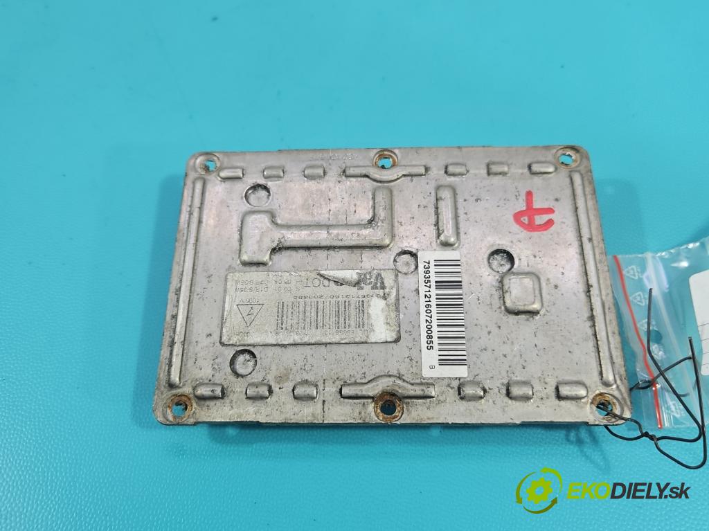 Volvo XC90 I 2002-2014 2.5 T 209KM automatic 154 kW 2521 cm3 5- měnič xenon 73160087J (Řídící jednotka xenonu)