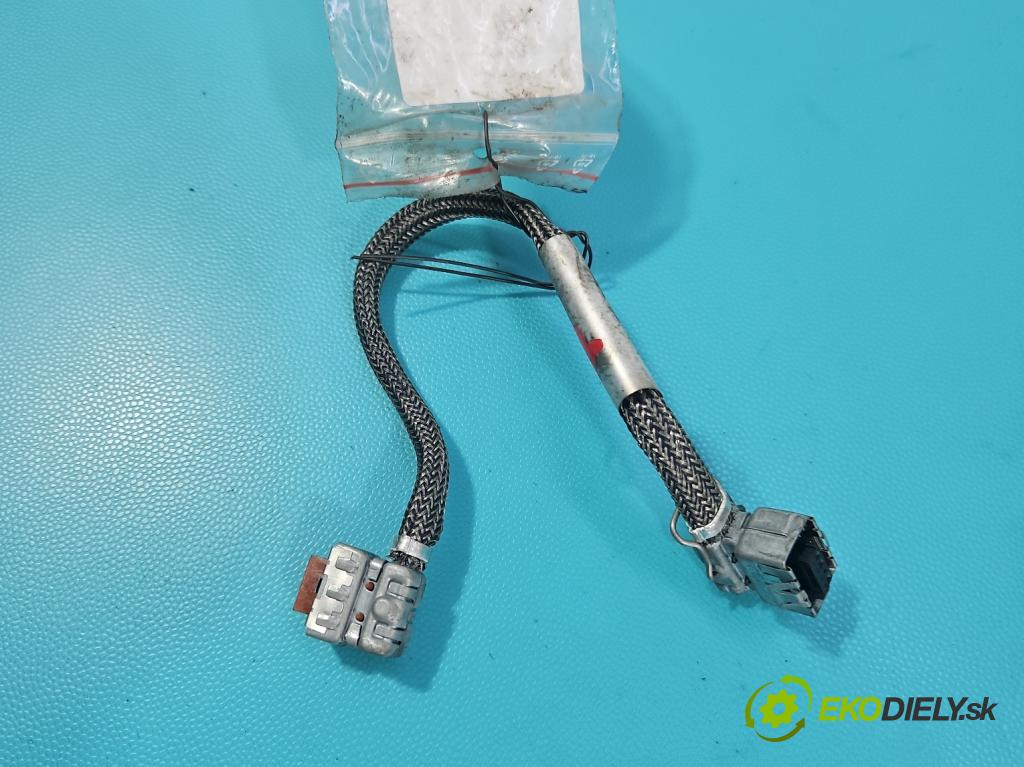 Volvo XC90 I 2002-2014 2.5 T 209KM automatic 154 kW 2521 cm3 5- Zväzok: ostatné 0-0953726-2