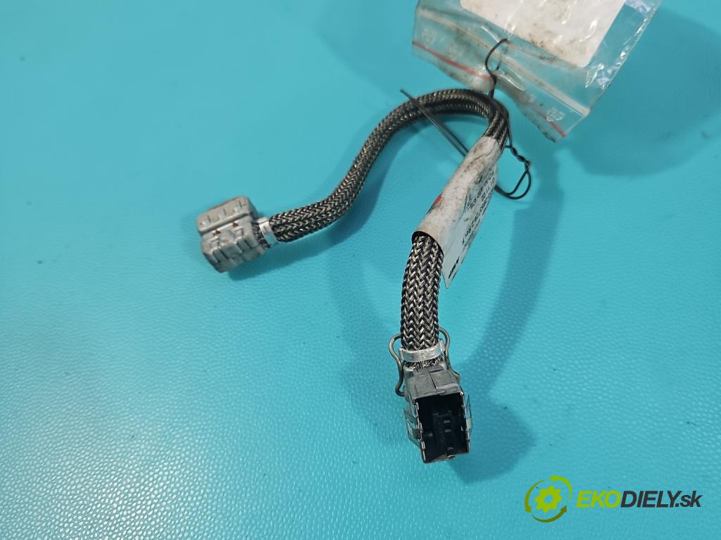 Volvo XC90 I 2002-2014 2.5 T 209KM automatic 154 kW 2521 cm3 5- Zväzok: ostatné 0-0953726-2