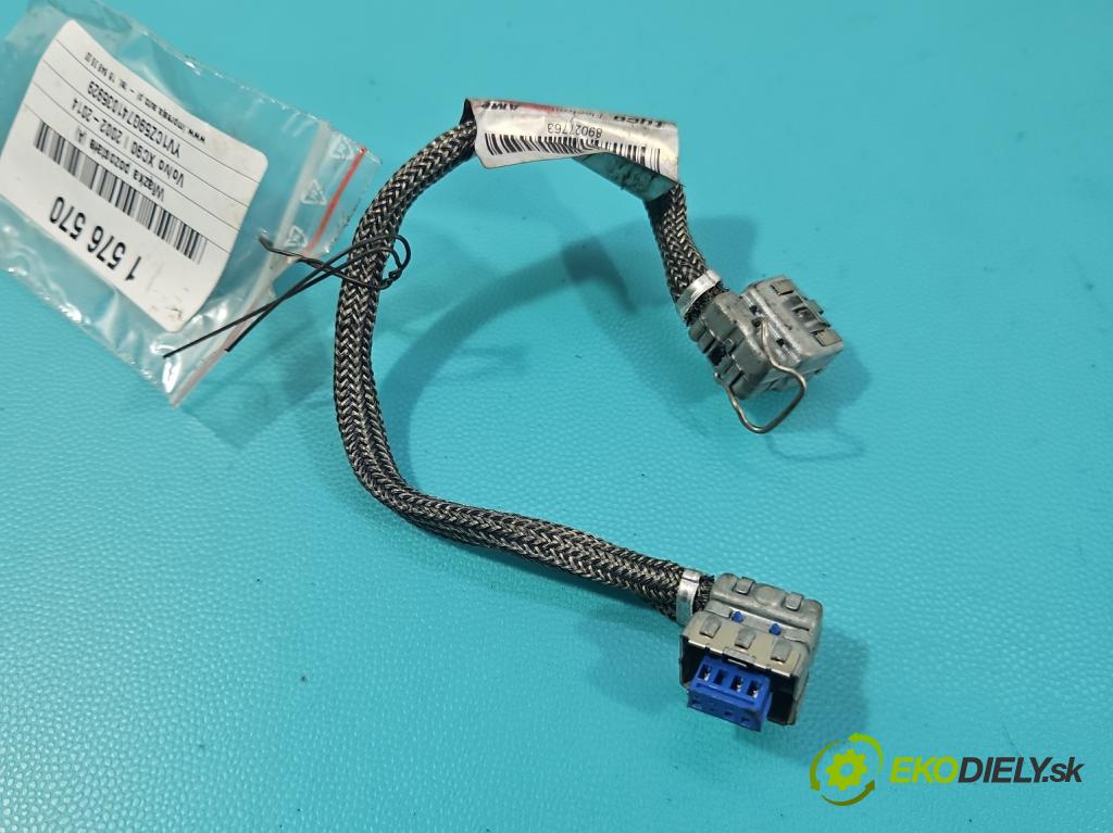 Volvo XC90 I 2002-2014 2.5 T 209KM automatic 154 kW 2521 cm3 5- Zväzok: ostatné 00953726-1