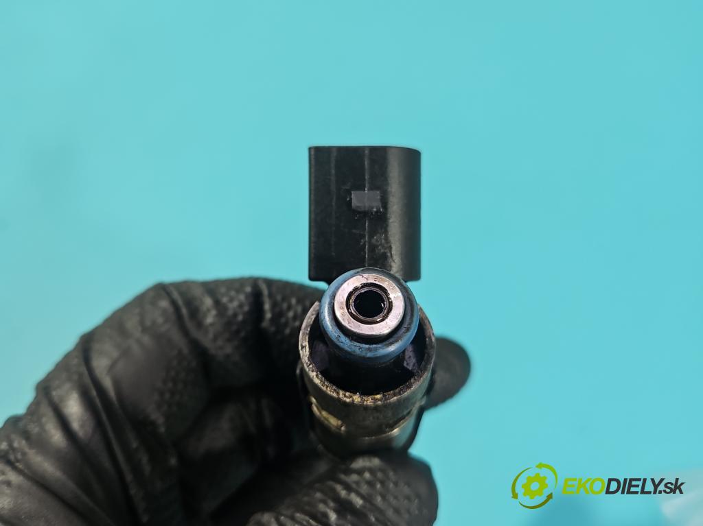 Vw Passat B6 2005-2010 2.0 TSI 200 HP manual 147 kW 1984 cm3 4- vstrek 0261500020 (Vstrekovač paliva)