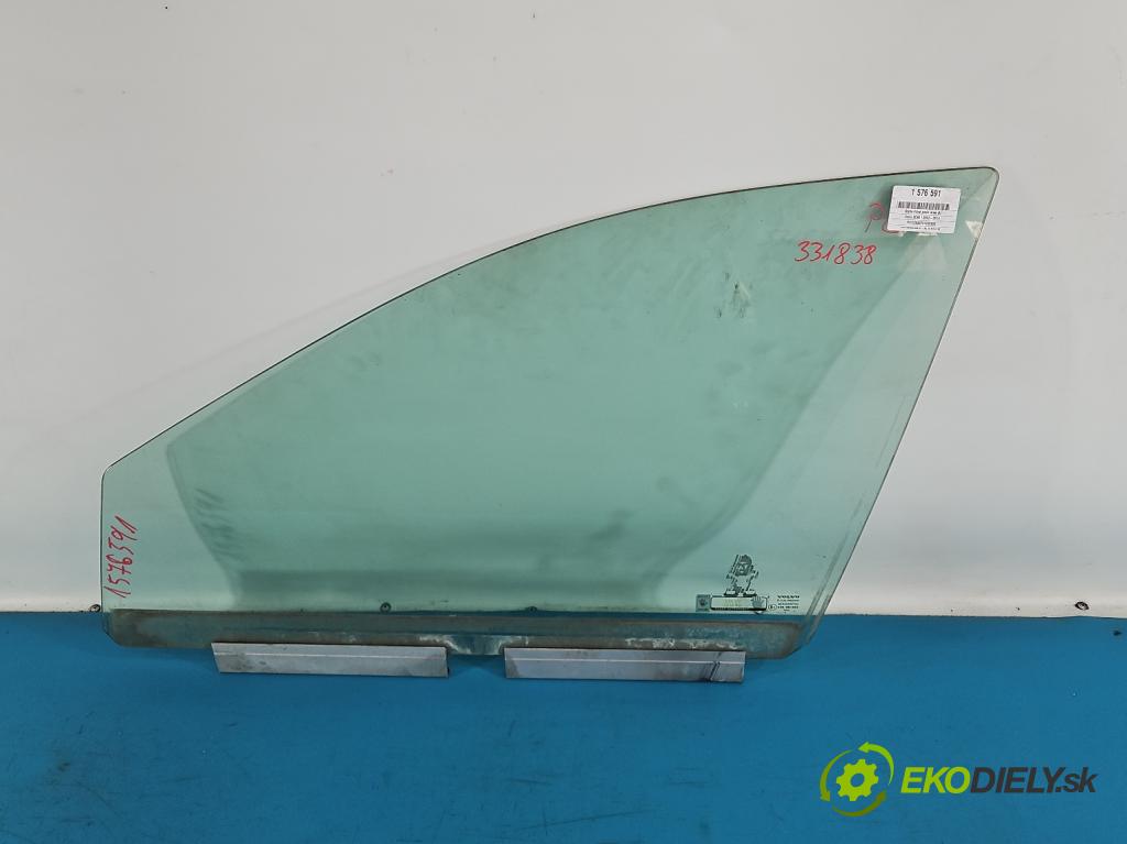 Volvo XC90 I 2002-2014 2.5 T 209KM automatic 154 kW 2521 cm3 5- sklo dveře přední levé 
