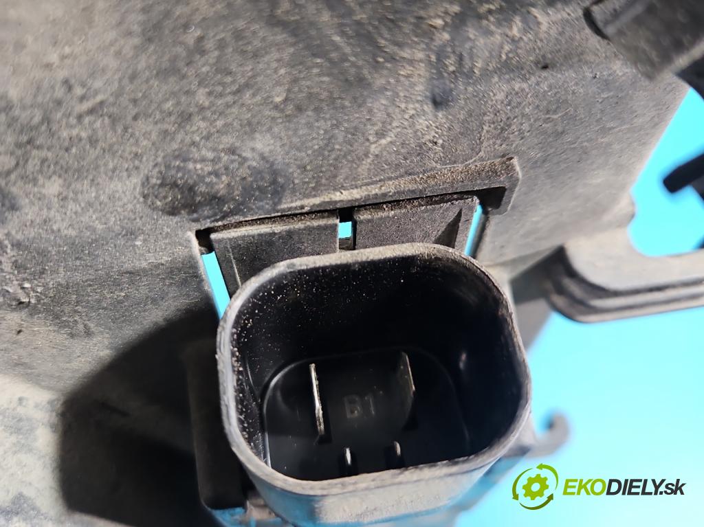 Volvo XC90 I 2002-2014 2.5 T 209KM automatic 154 kW 2521 cm3 5- Ventilátor chladiča 8649901