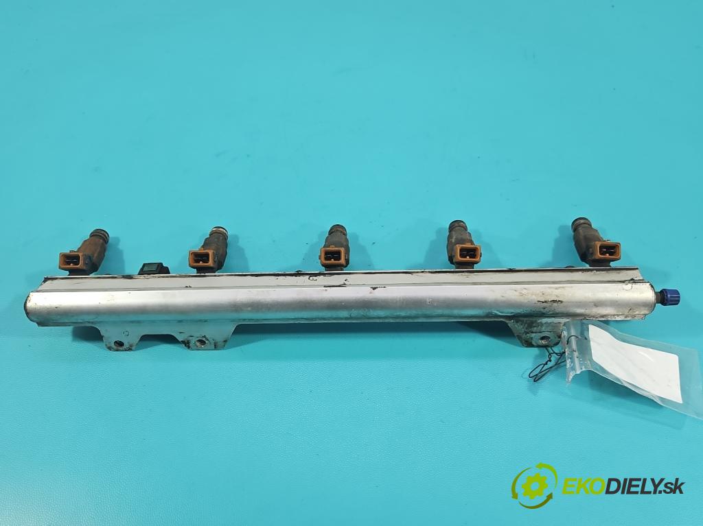 Volvo XC90 I 2002-2014 2.5 T 209KM automatic 154 kW 2521 cm3 5- vstrek 0280155831 (Vstrekovač paliva)