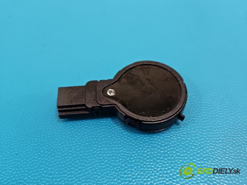 Audi A8 D4 2009-2017 2.0 TFSI 211KM automatic 155 kW 1984 cm3 4- snímač déšť: 8K0955559C (Snímač deště)