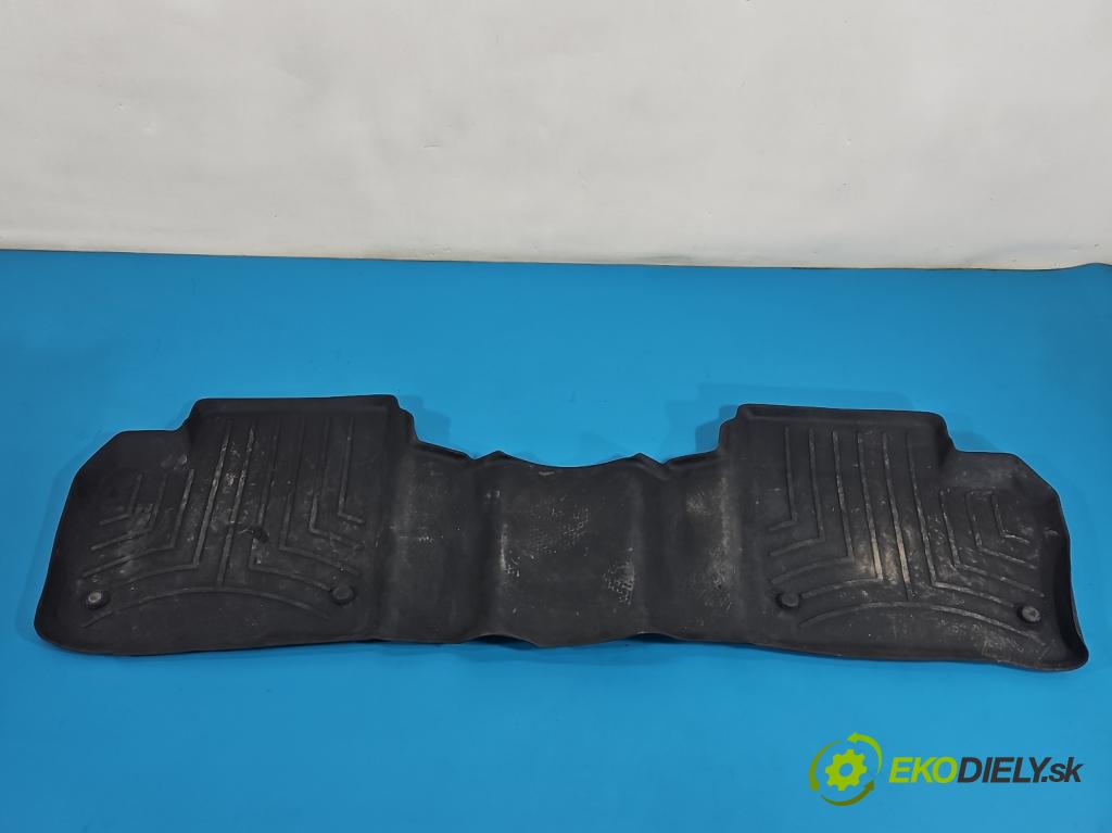Mercedes GL II X166 2012-2015 4.7 V8 278928 340KM: automatic 250 kW 4663 cm3 5- Koberce: A1666840800