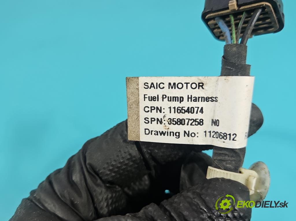 MG MG3  24- 1.5 16V 116 HP manual 85 kW 1495 cm3 5- Zväzok: ostatné 11654074AR