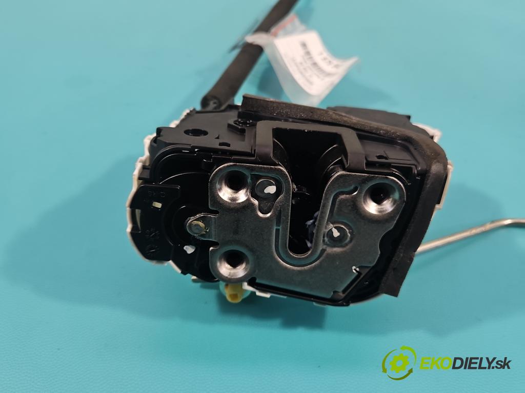 MG MG3  24- 1.5 16V 116 HP manual 85 kW 1495 cm3 5- zámok predné pravý 11341605