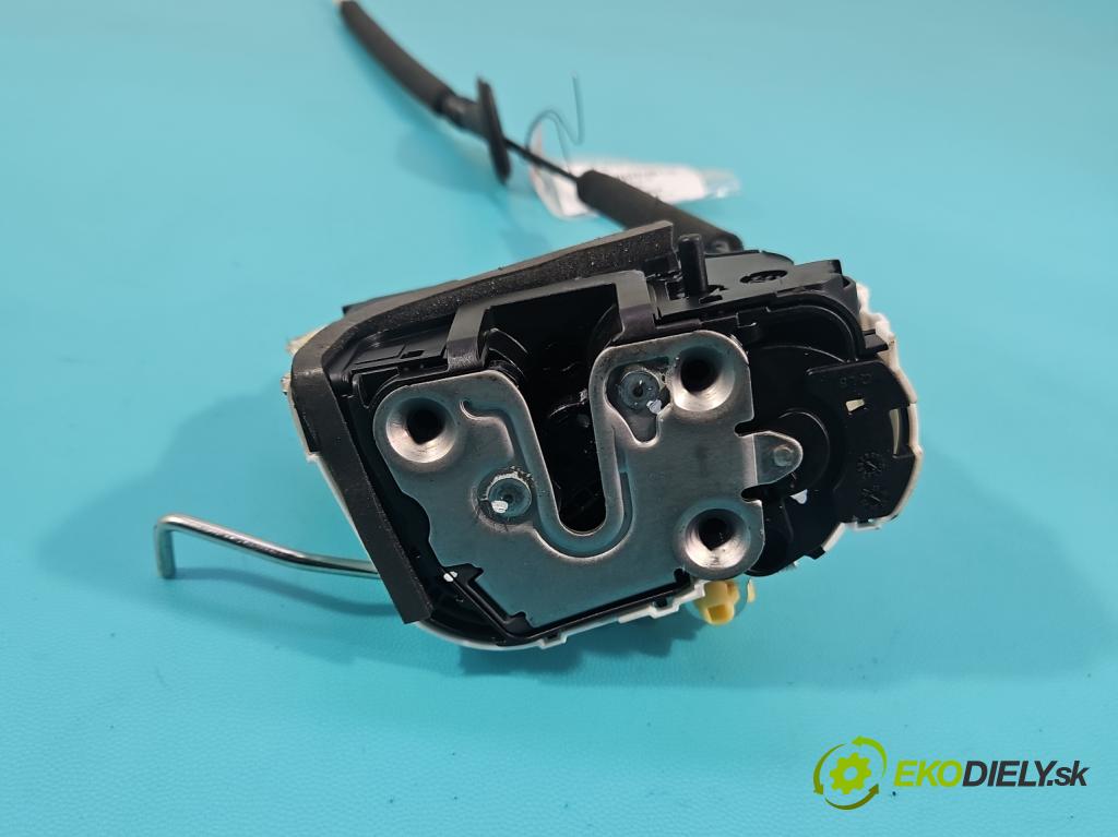 MG MG3  24- 1.5 16V 116 HP manual 85 kW 1495 cm3 5- zámok zadné ľavý 11341606