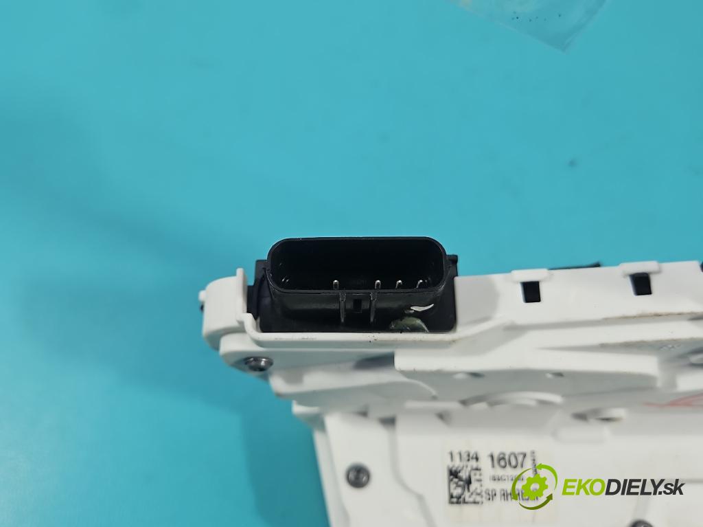 MG MG3  24- 1.5 16V 116 HP manual 85 kW 1495 cm3 5- zámok zadné pravý 11341607