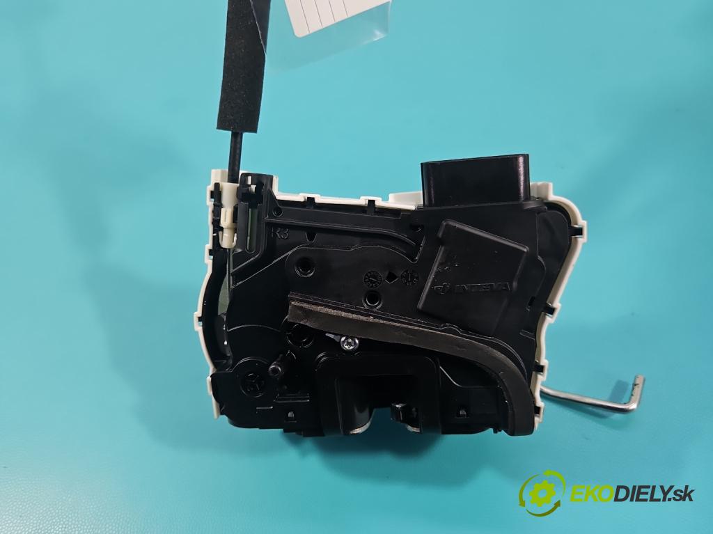 MG MG3  24- 1.5 16V 116 HP manual 85 kW 1495 cm3 5- zámok zadné pravý 11341607