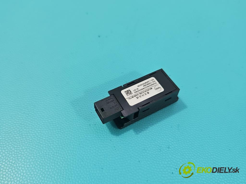 MG MG3  24- 1.5 16V 116 hp manual 85 kW 1495 cm3 5- Mikrofon: 10590294