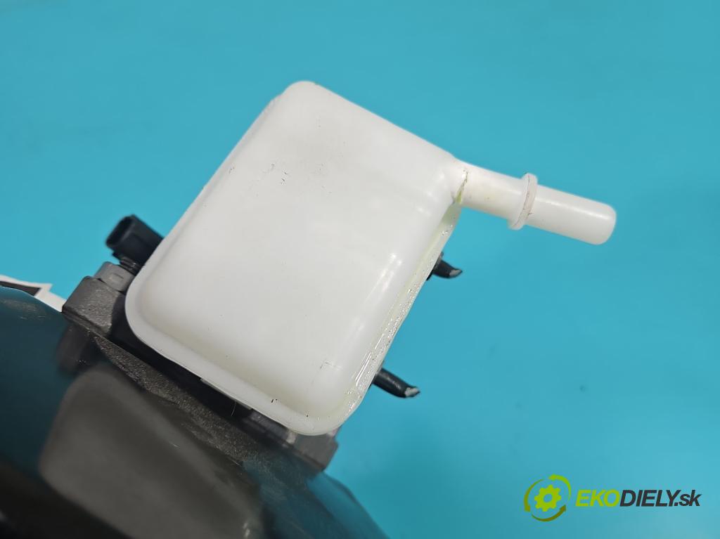 MG MG3  24- 1.5 16V 116 hp manual 85 kW 1495 cm3 5- servo posilovač 10954651