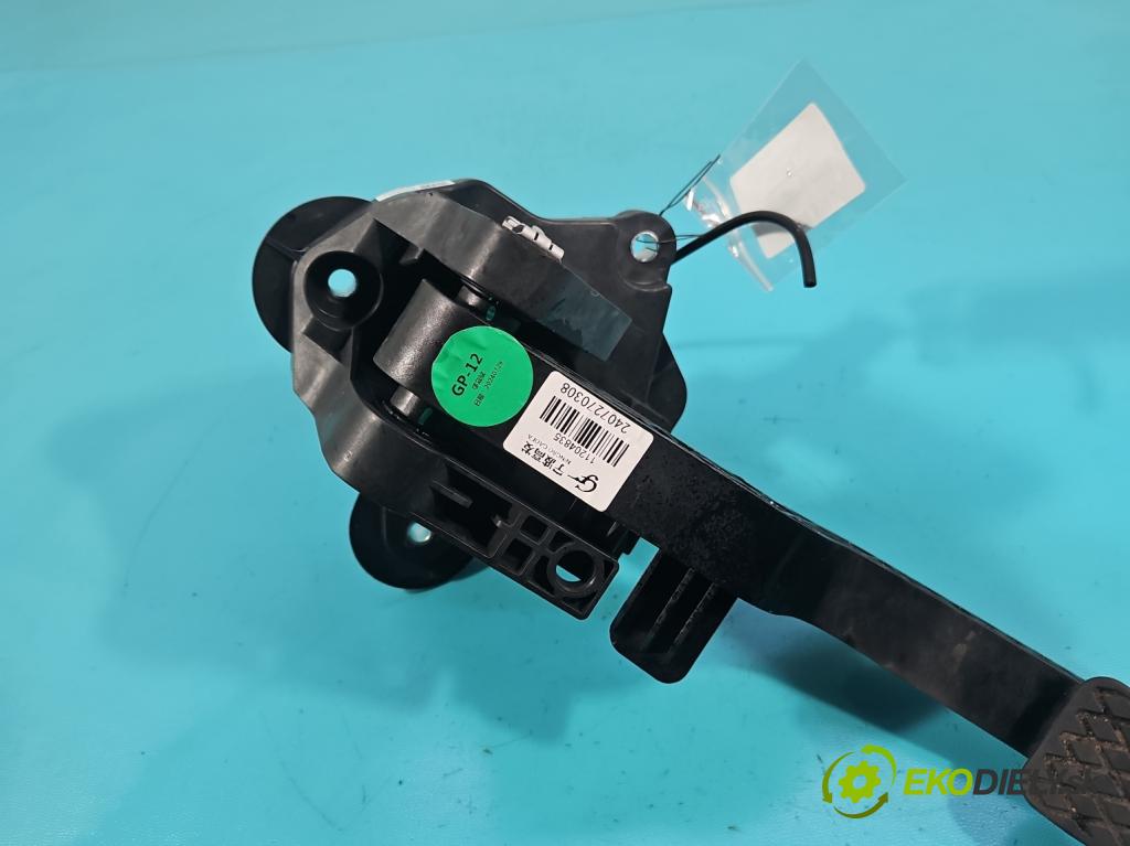 MG MG3  24- 1.5 16V 116 HP manual 85 kW 1495 cm3 5- pompa spojková 2407270308