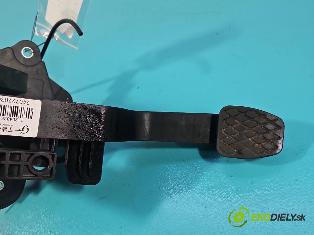 MG MG3  24- 1.5 16V 116 HP manual 85 kW 1495 cm3 5- pompa spojková 2407270308