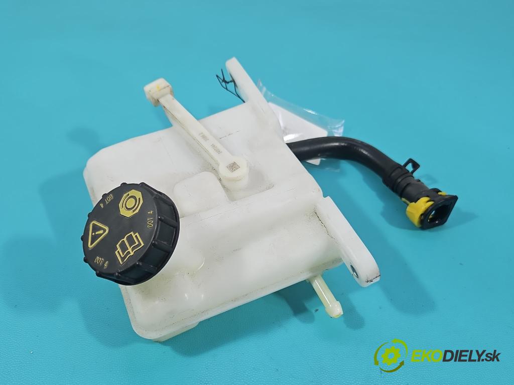 MG MG3  24- 1.5 16V 116 hp manual 85 kW 1495 cm3 5- servo posilovač 240724A