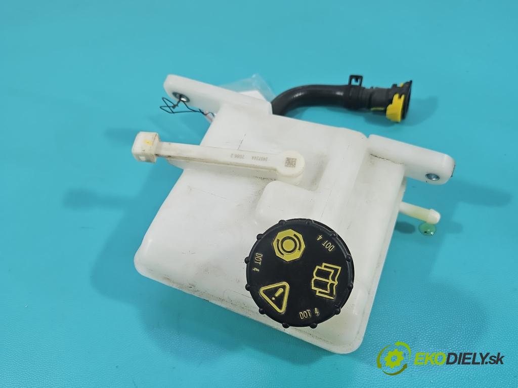 MG MG3  24- 1.5 16V 116 hp manual 85 kW 1495 cm3 5- servo posilovač 240724A