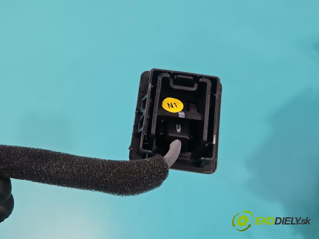 MG MG3  24- 1.5 16V 116 HP manual 85 kW 1495 cm3 5- Kamera cúvania 544465591