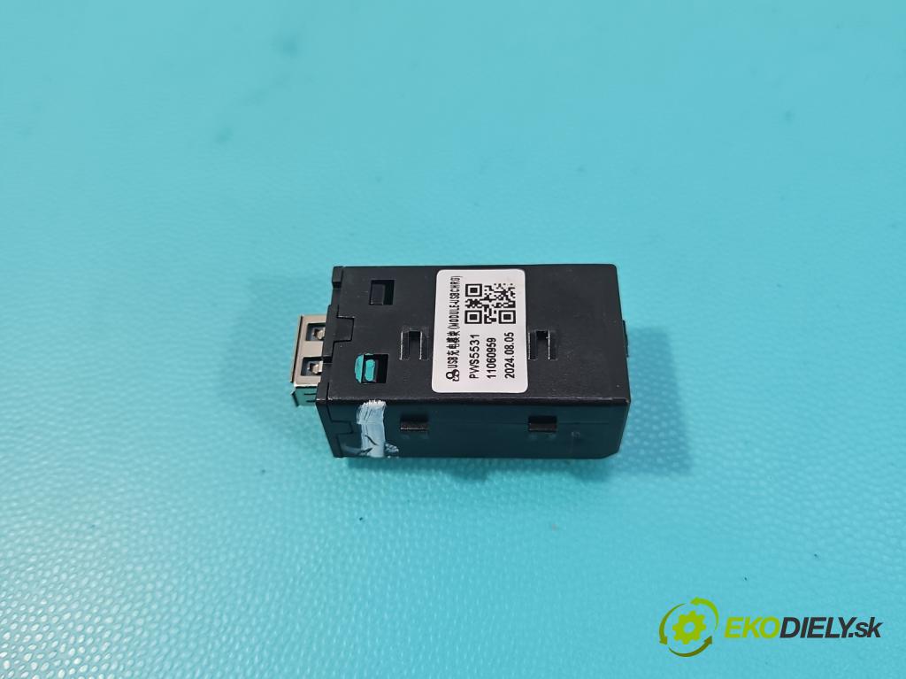 MG MG3  24- 1.5 16V 116 HP manual 85 kW 1495 cm3 5- zásuvka USB PWS5531