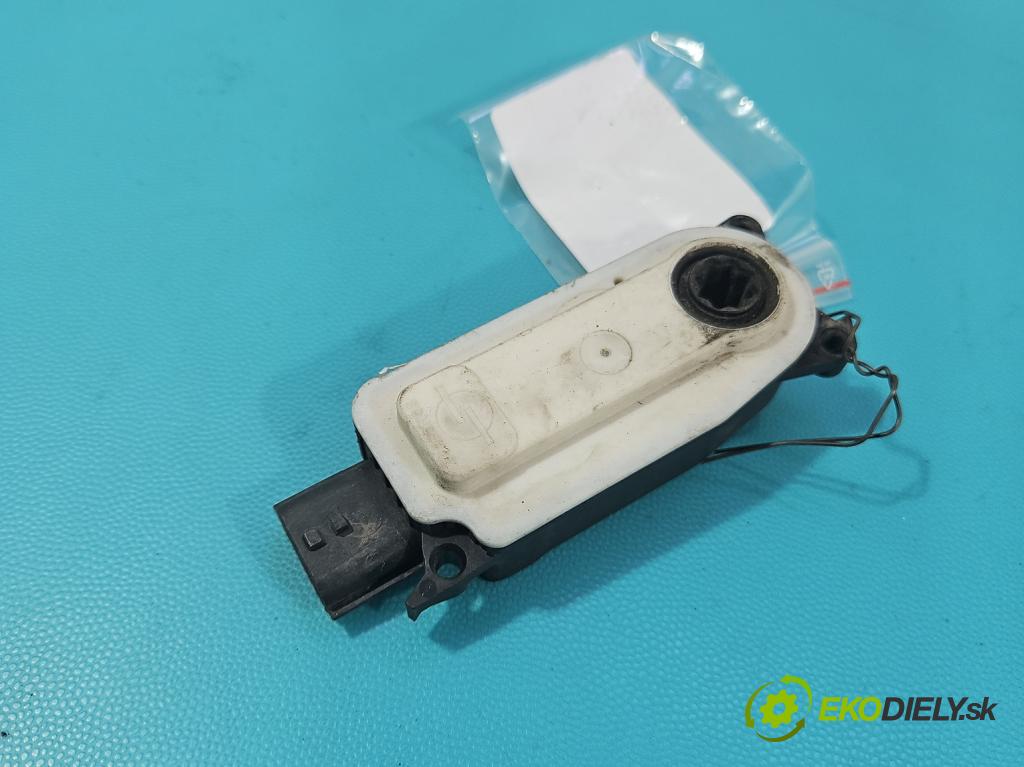 MG MG3  24- 1.5 16V 116 hp manual 85 kW 1495 cm3 5- motorek 6477R1012